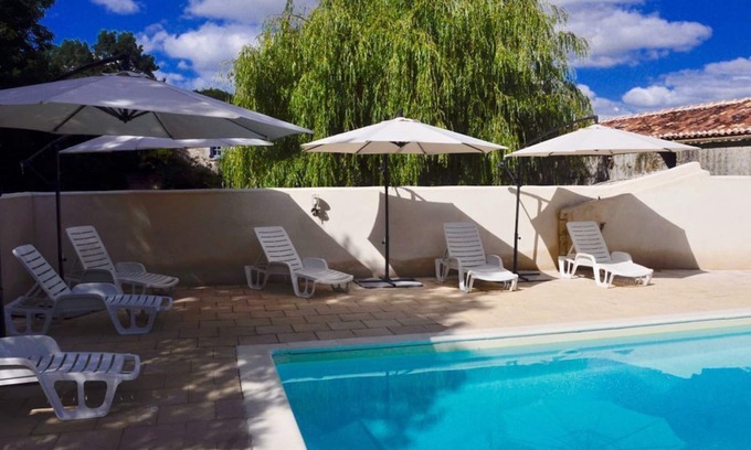 Nere Cabaña | Casas rurales modernas de Charentais, piscina climatizada, wifi gratuito. Los niños pueden ser niños y adultos relajarse
