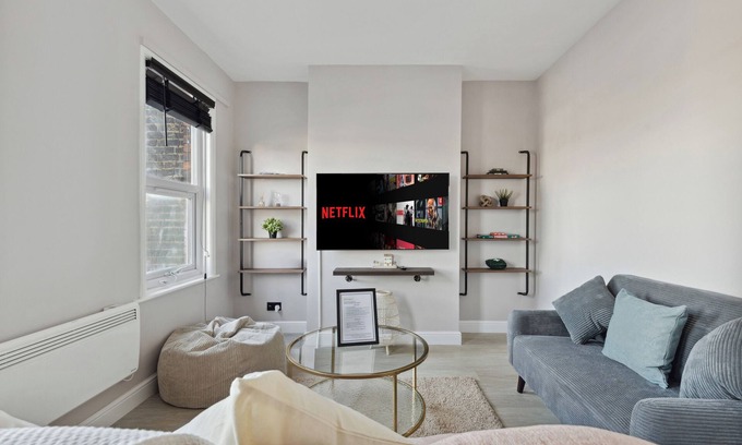 Lea Bridge Apartamento | Stylish Scandi Sanctuary in Trendy Leyton