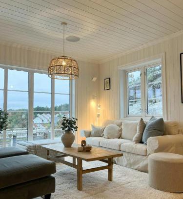 Risor Casa | Modern Charming Summer House Near Risør