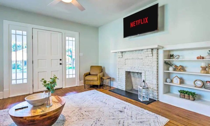 Mobile Casa | Modern Chateau | Afforadable Remodeled Home