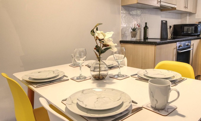 Wakefield Apartamento | Apartamento moderno en el centro de la ciudad + parking gratuito