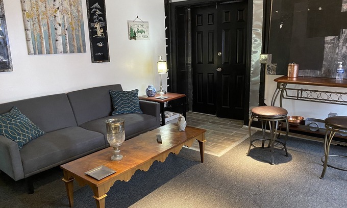 Camden Apartamento | Modern Classic Suite in Downtown Camden