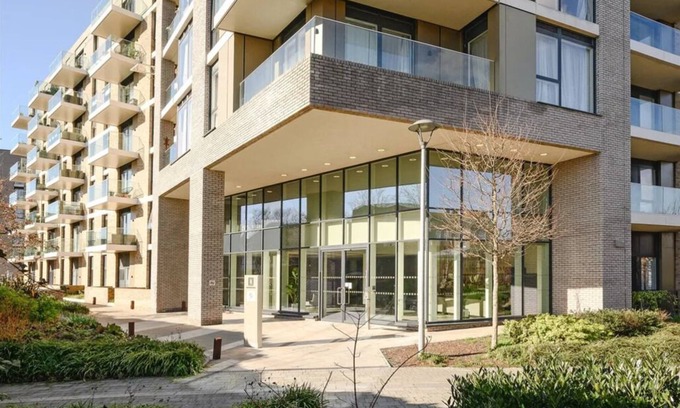 Canbury Apartamento | Modern & Cosy Flat in Kingston - 5 minutes from train Station