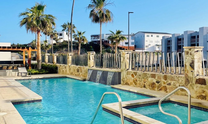 La Fonda Condominio | Modern Coastal Room with Pool and Jacuzzi Playas de Rosarito