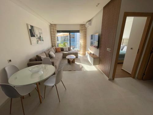 Mehdya Apartamento | Modern Coastal Apartment