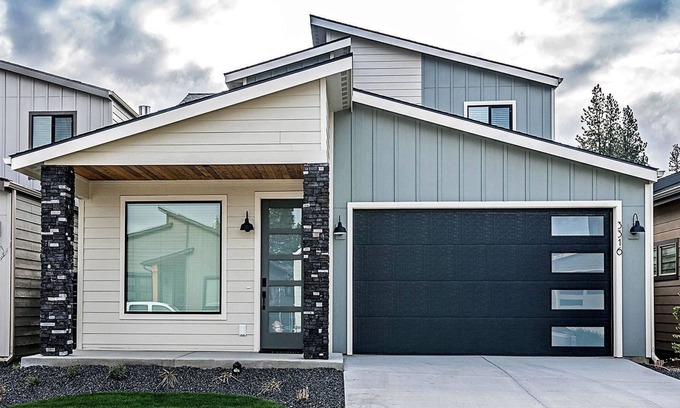 Coeur d'Alene Casa | Modern Coeur d' Alene home near the river and close to downtown