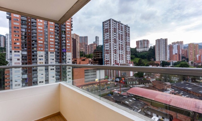Sabaneta Apartamento | Modern comfort and authentic Medellin charm. free parking, fast wifi