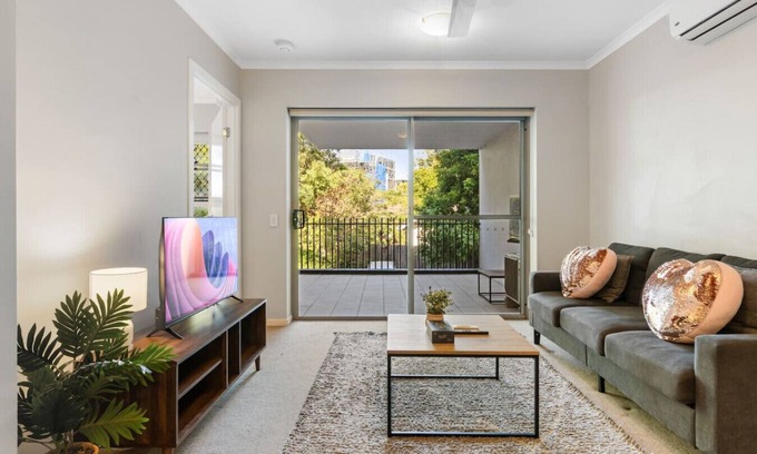 Coopers Plains Apartamento | Modern Comfort 2BR | Close to Everything!