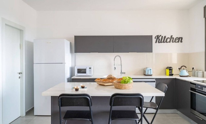 Nahariya Apartamento | Modern Comfort Escape