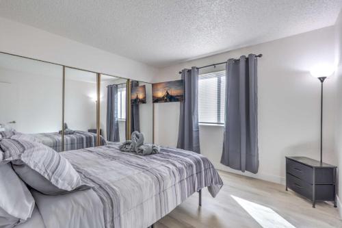 Las Vegas Casa | Modern Comfort Near Vegas Attractions! Sleeps 6!