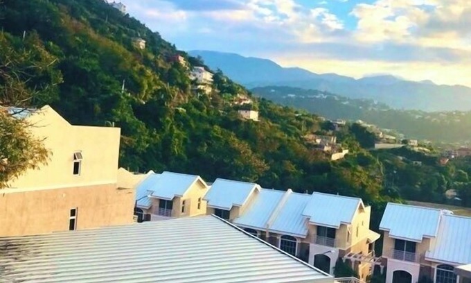 Saint Andrew Apartamento | Modern Comfort Suites