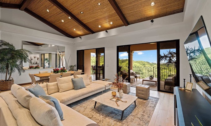 Playa Conchal Condominio | Modern Condo | Pool & Clubhouse Perks
