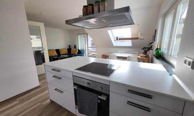 Uhingen Apartamento | Modern condominium near Stuttgart