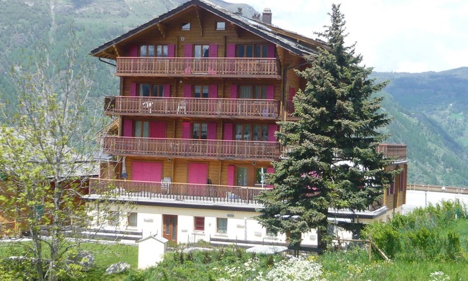 Graechen Apartamento | construcción de apartamentos moderno de 3,5 habitaciones con 5 camas
