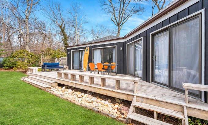 Springs Casa | Modern cottage in the heart of East Hampton, beautiful landscaping,...