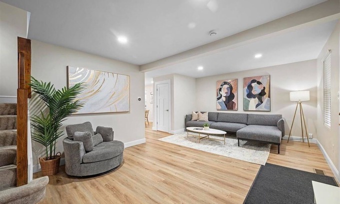 Bakerstown Casa | Modern & Cozy 3 Bdr Home in Gibsonia/Pittsburgh