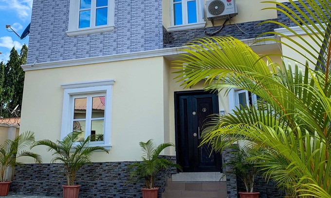 Asokoro Apartamento | Modern Day Furnished 2-bedroom Apartment.