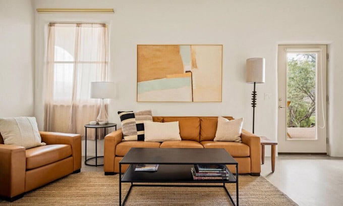 Clarkdale Condominio | Modern Desert Retreat at Penumbra · Suite 1