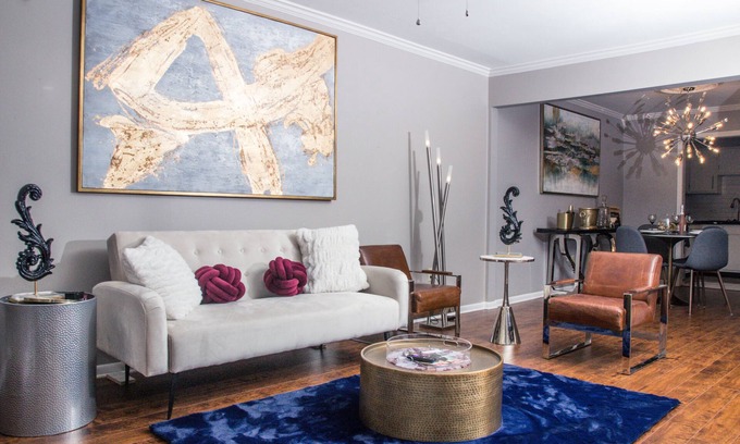 Tougaloo Condominio | Modern Designer Condo Near I55 w/Balcony