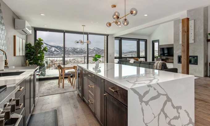Highland Estates Casa | Modern, dog-friendly home with stunning mountain views, private hot tub, & grill