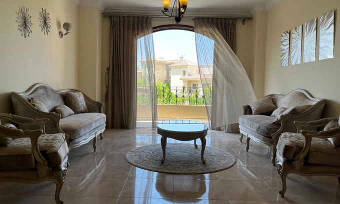 Sheikh Zayed City Apartamento | Modern downtown Sheikh Zayed Condo