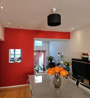 Vossegat-Roosendaal Apartamento | Modern duplex with garden