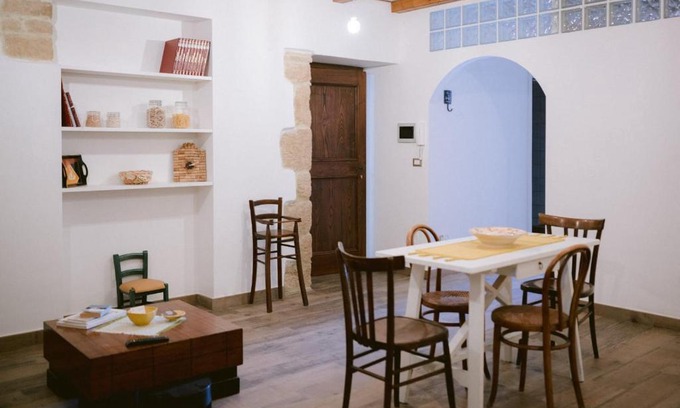 Larino Cama Y Desayuno | MODERN ELEGANCE SUITE B&B