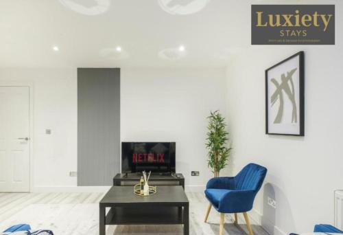 Southend-on-Sea Apartamento | Modern & Elegant 1BR City Centre - Near High St & Southend Beach by Luxiety Stays