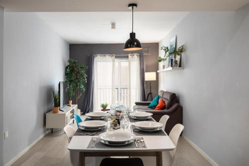 Il-Balluta Casa | Modern Ensuite Rooms in Shared Apartment Near Balluta Bay Sliema Gzira