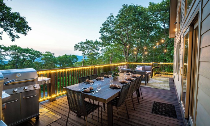 Wintergreen Casa | Elegant- 4 Outdoor Areas, Massage, Hot Tub, Sauna, Fam Friendly, Game Room, View