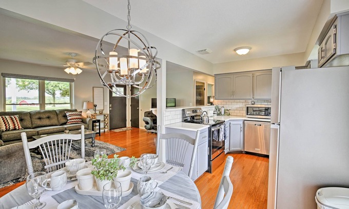Excelsior Springs Casa | Moderno Excelsior Springs Home w / Deck y 3 acres!
