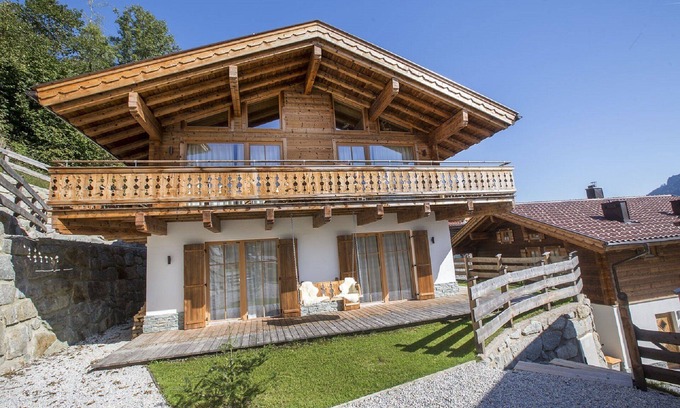 Bramberg am Wildkogel Chalet De Esquí | Chalet familiar moderno, Se aceptan mascotas, Sauna, Vistas a la montaña