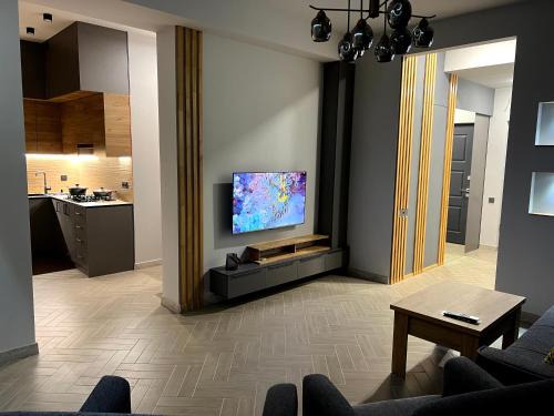 Nor-Nork Apartamento | Modern Family Comfort: Yerevan/Wi-Fi, Balcony, AC