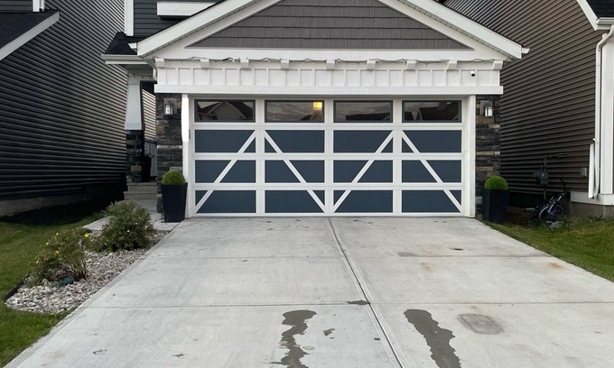Leduc Casa | Modern Family Friendly Home 10min YEG Airport - FREE WIFI+ NETFLIX