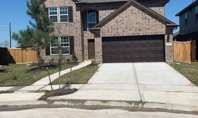 Iowa Colony Casa | Modern Family-Friendly Oasis Near Houston