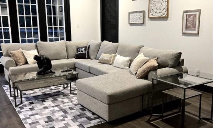 DeSoto Casa | Modern Farmhouse 3-bedroom home, Luxury Master