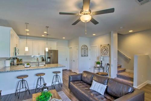 East Mesa Casa | Modern Farmhouse Mesa Retreat