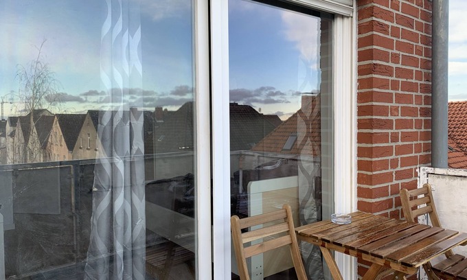 Osnabrueck Apartamento | Balcony - Kitchen - Cofee & Tea - home2share