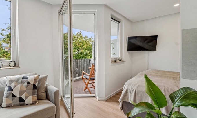 Bietigheim-Bissingen Apartamento | Moderno y recién renovado apartamento con bonito balcón en Bietigheim-Bissingen
