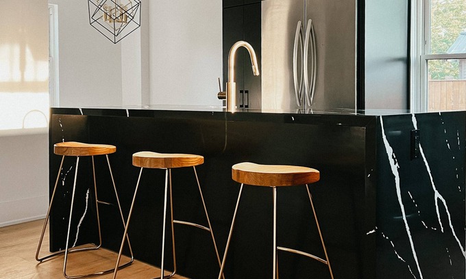 Stratford Casa | Modern Full Home steps from the Stratford Festival