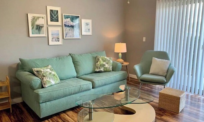 Indian Bayou Condominio | Modern Fully Renovated Condo! Heart of Destin!