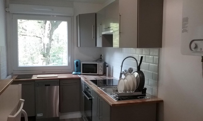 Parc aux lievres Apartamento | MODERN, FUNCTIONAL APARTMENT IN A QUIET LOCATION
