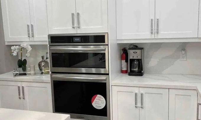 Churchill Meadows Casa | Modern furnished 5 BR house Mississauga