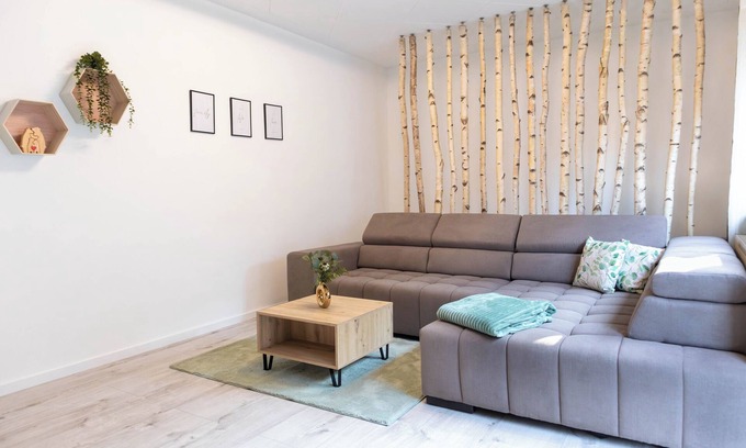 Burkardroth Apartamento | Modern furnished vacation apartment (75sqm), ideal for families, nature lovers and dog owners
