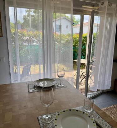 Labenne Apartamento | Modern garden apartment