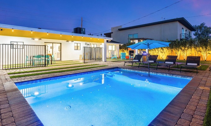 Southwest Village Casa | Modern Getaway: with private pool, outdoor fireplace, near Camelback Mountain