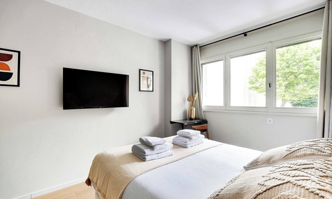 Meudon-la-Foret Apartamento | Modern "green Suites" Residence - Meudon/velizy