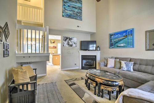 Greensboro Casa | Modern Greensboro Getaway with Patio about 7 Mi to Dwtn!