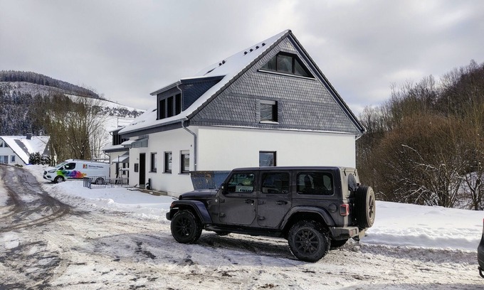 Elpe Casa | Modern group house for 25 people on the edge of the forest in the heart of the Sauerland