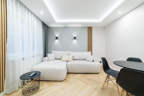Wilda Apartamento | Modern Harmony Apartment by BookingHost